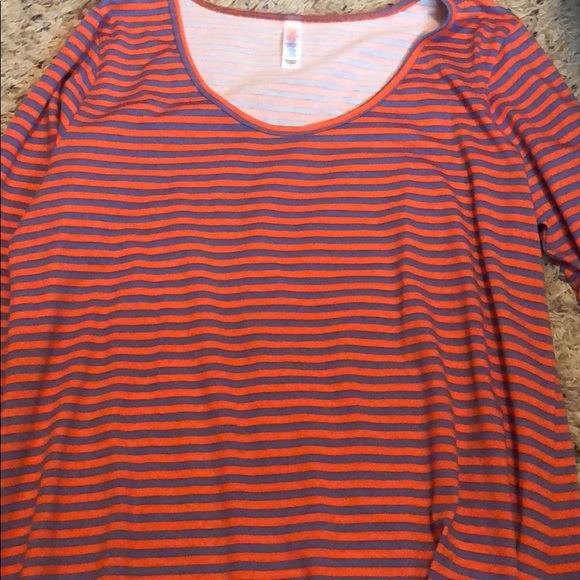 LuLaRoe Tops - Lularoe nwot large Lynnae LuLaRoe Tops - Lularoe nwot large Lynnae